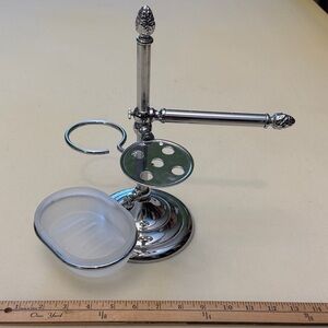 Chrome Finish Bathroom Accessory Stand with Frosted Soap Dish